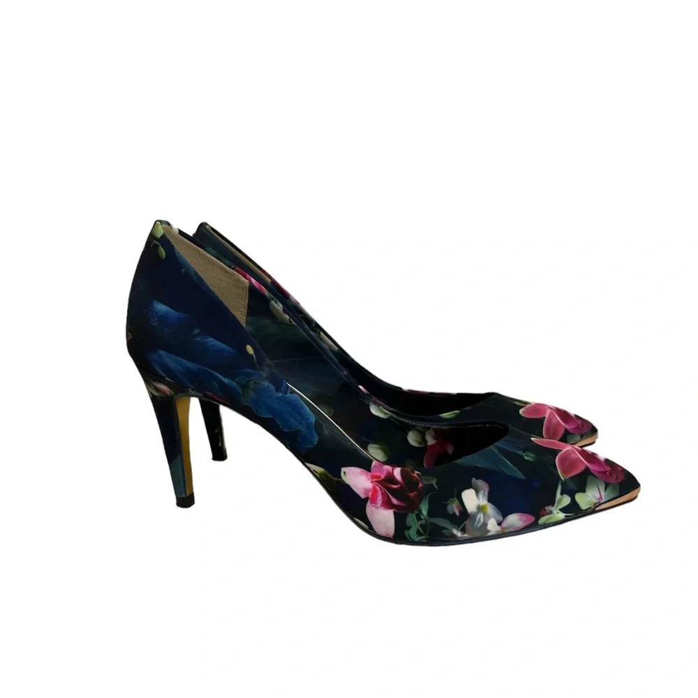 Ted Baker London Neevo 4 Pointed Heels - Fuchsia - Pink - Picture 2 of 10